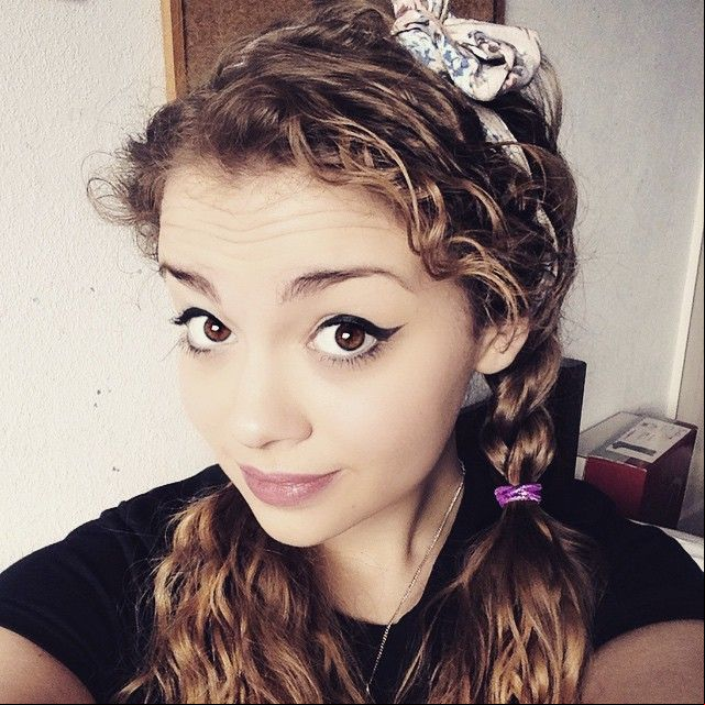 best carrie hope fletcher images on pinterest carrie hope 2