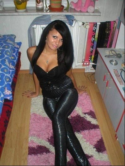 girls in leggings porn intended for emo girl spandex leggings images